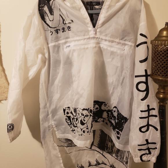 Juni Ito Uzamaki waterproof - Picture 2 of 4